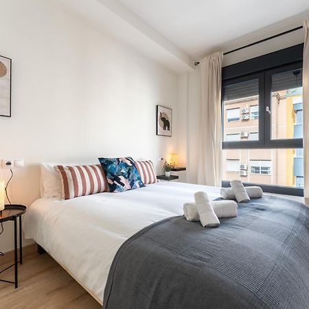 Malagasuite Comfortable Home Apartments Kültér fotó