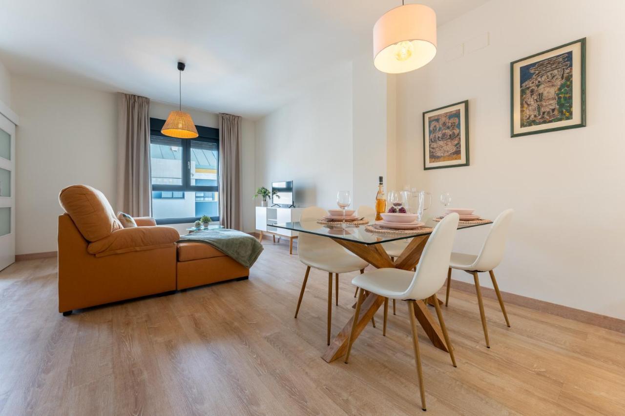 Malagasuite Comfortable Home Apartments Kültér fotó