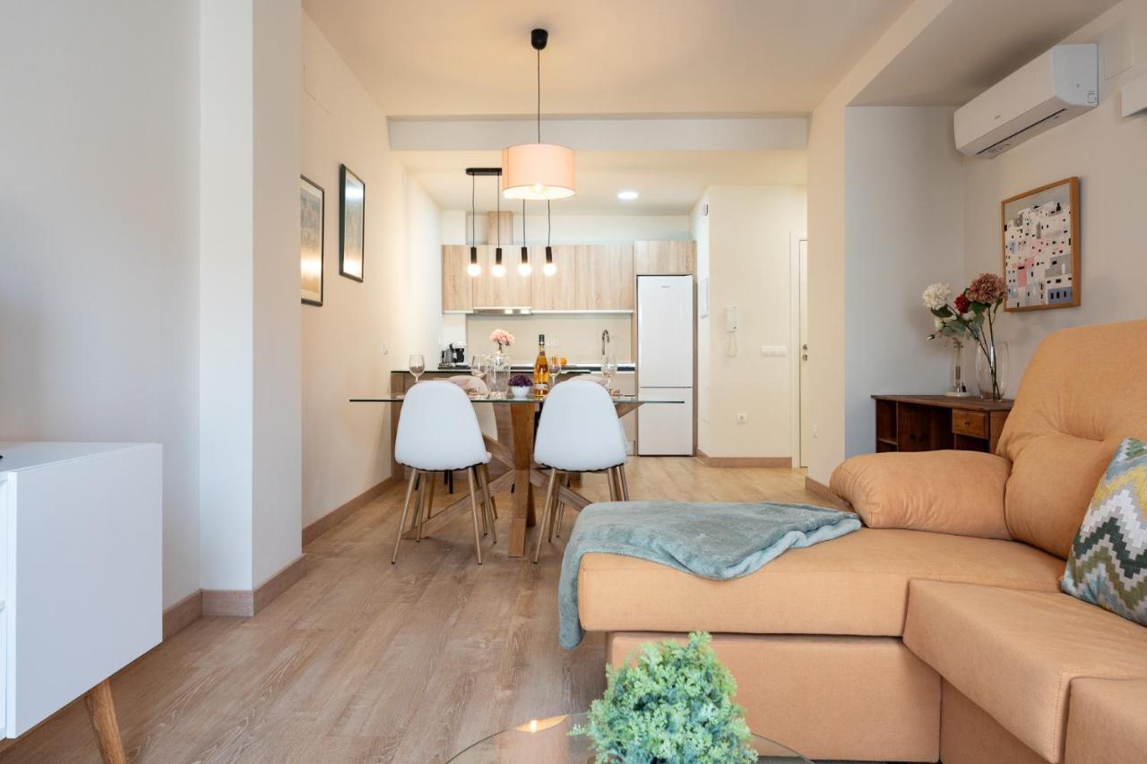 Malagasuite Comfortable Home Apartments Kültér fotó