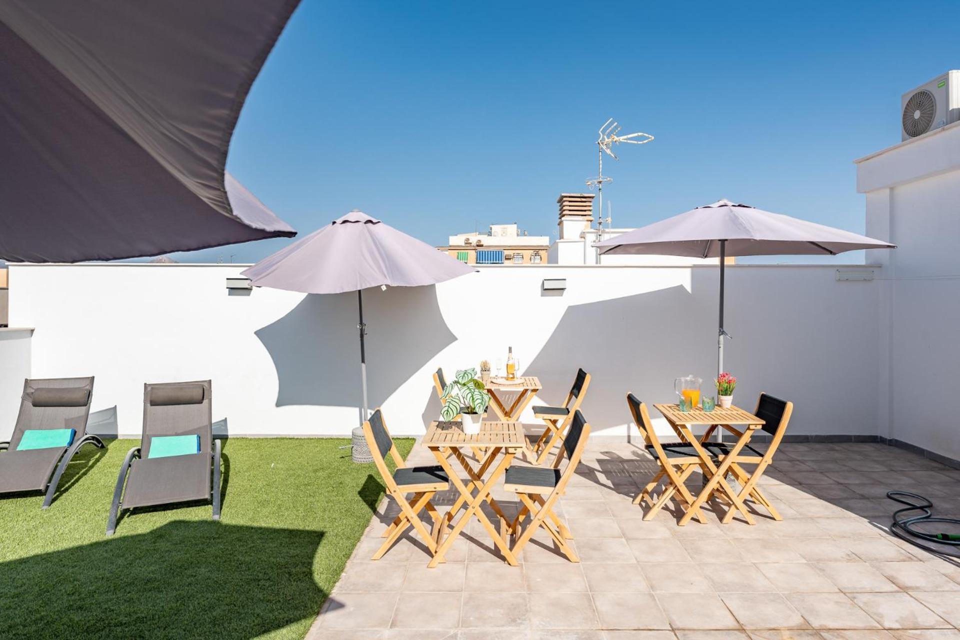 Malagasuite Comfortable Home Apartments Kültér fotó